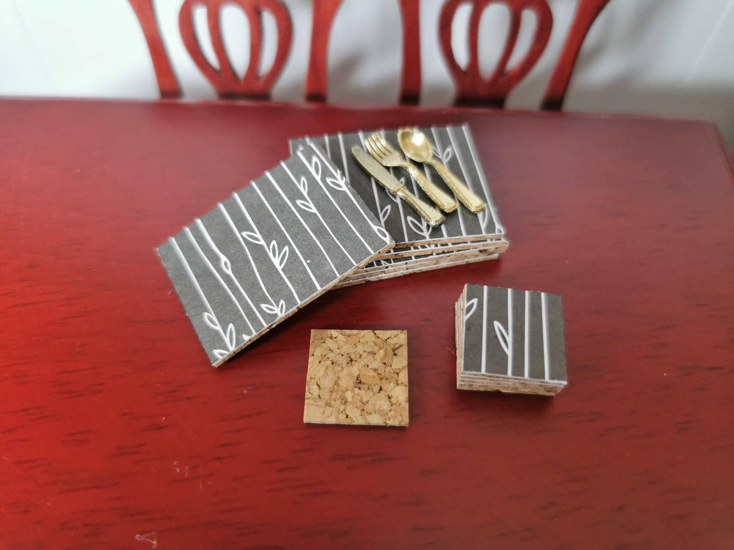 Black/White Line Placemat & Coasters | Set of 4 or 6 | 1:12th Scale | Handmade - ZJ Miniatures