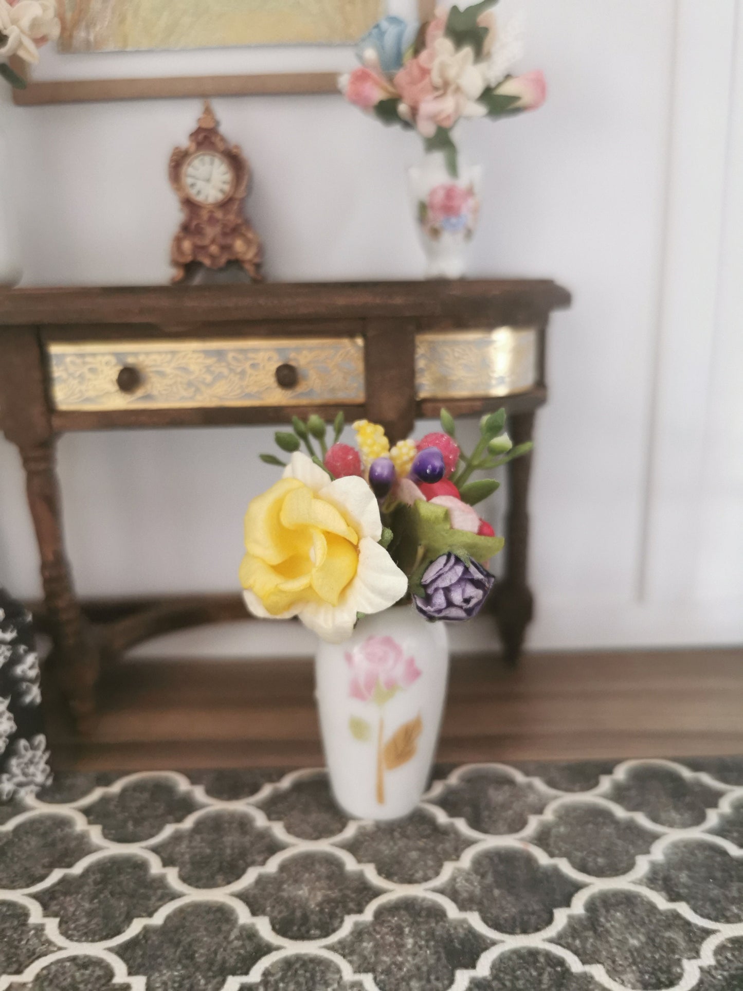 White/Pink Flower Vase | 1:12th Scale | Handmade - ZJ Miniatures
