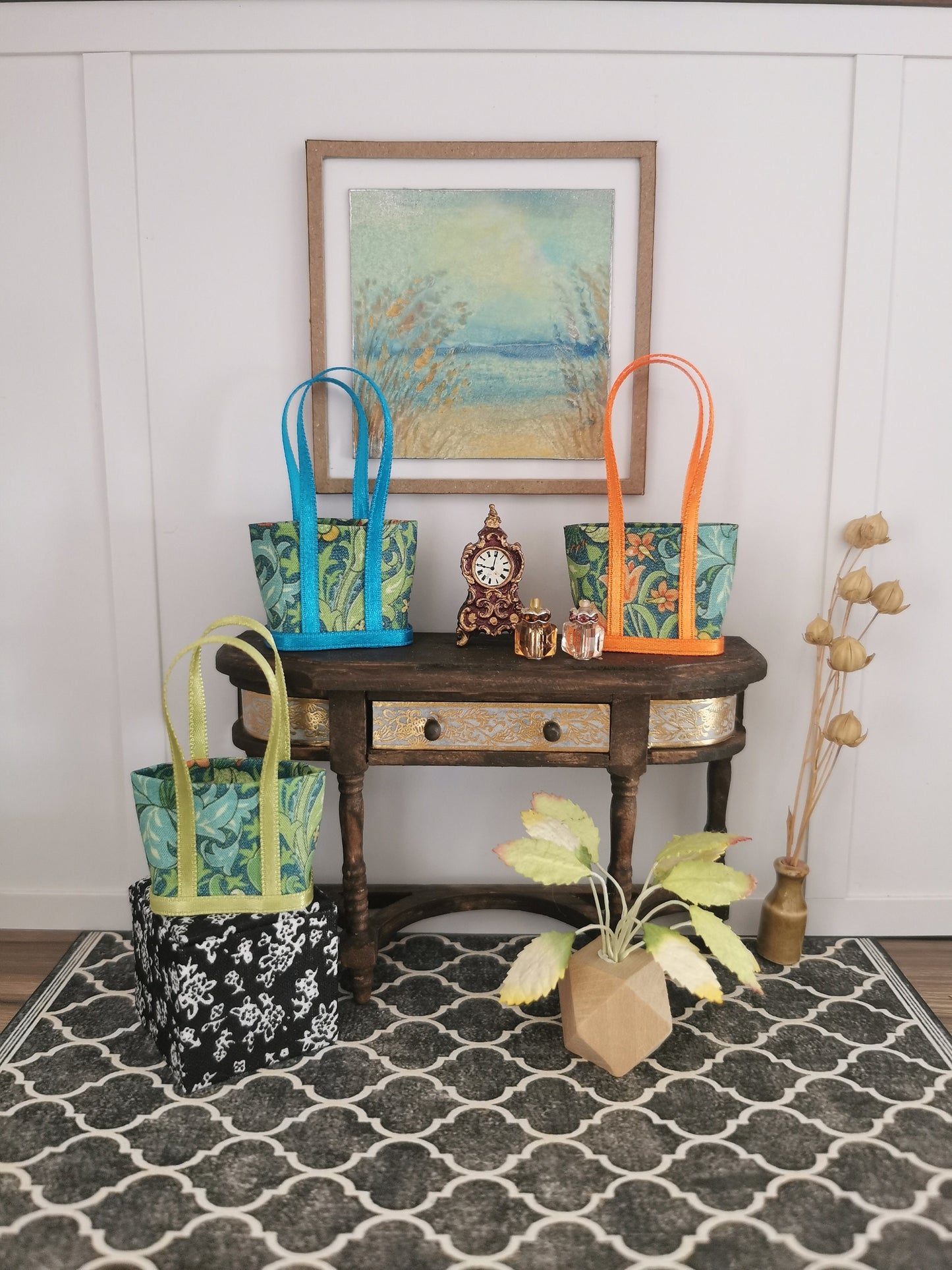 Green Floral Fabric Tote Bag | 1:12th Scale | Handmade - ZJ Miniatures
