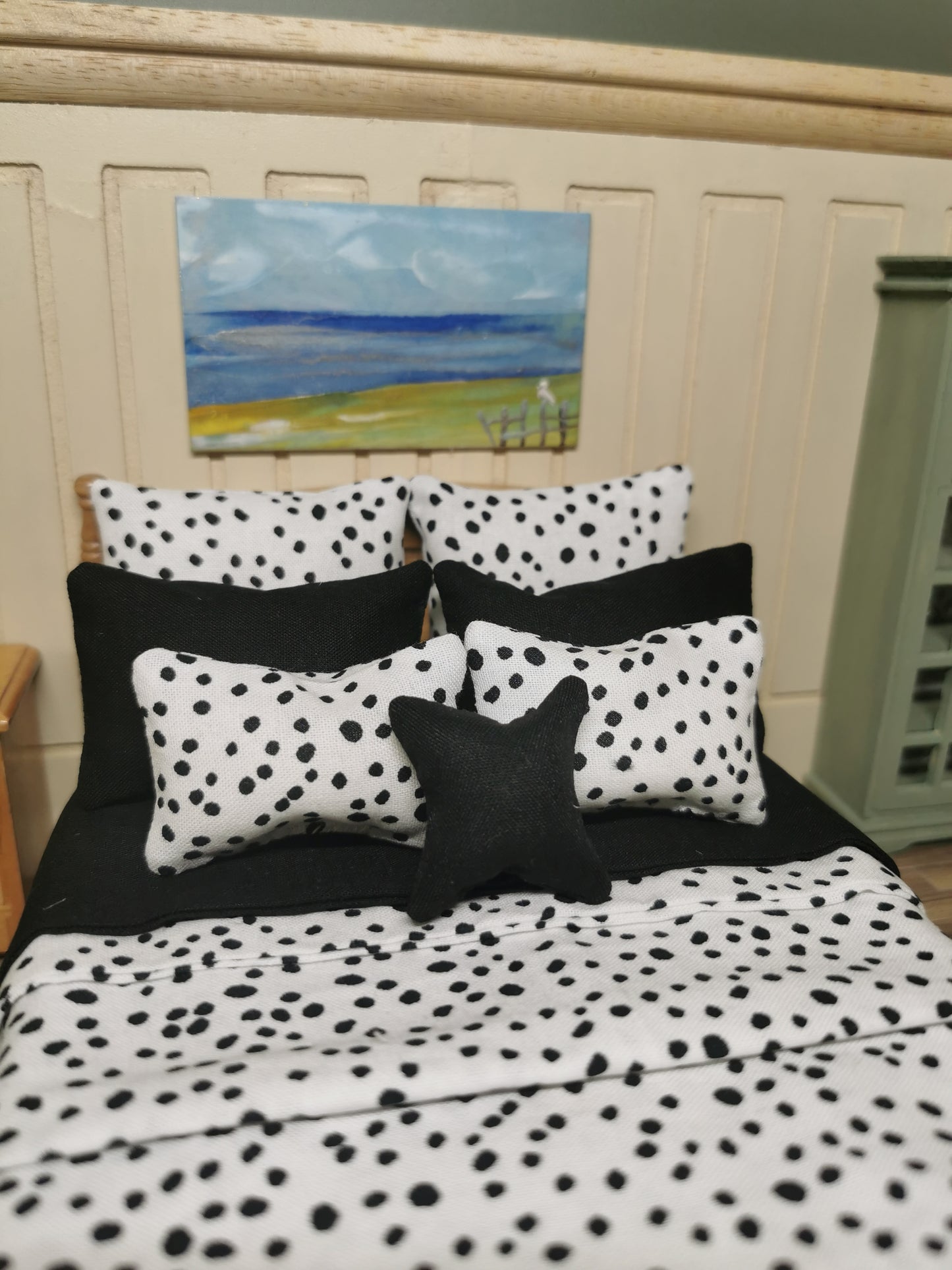 Black & White Dalmatian Spot Print Bed Linen | 1:12th Scale | Set of 9 | Handmade