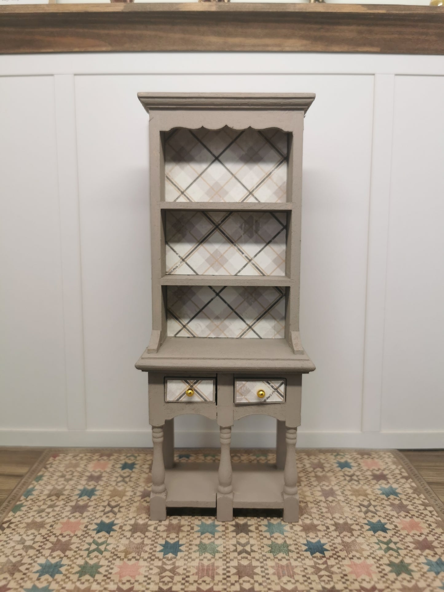 Grey Check Dresser | 1:12th Scale | Hand Finished