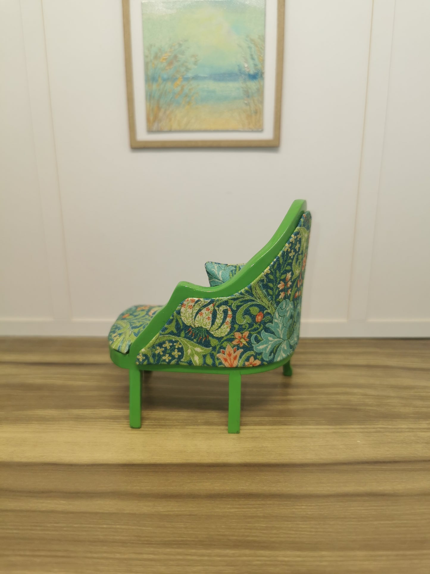 Green William Morris Chaise Longue | 1:12th Scale | Hand Finished
