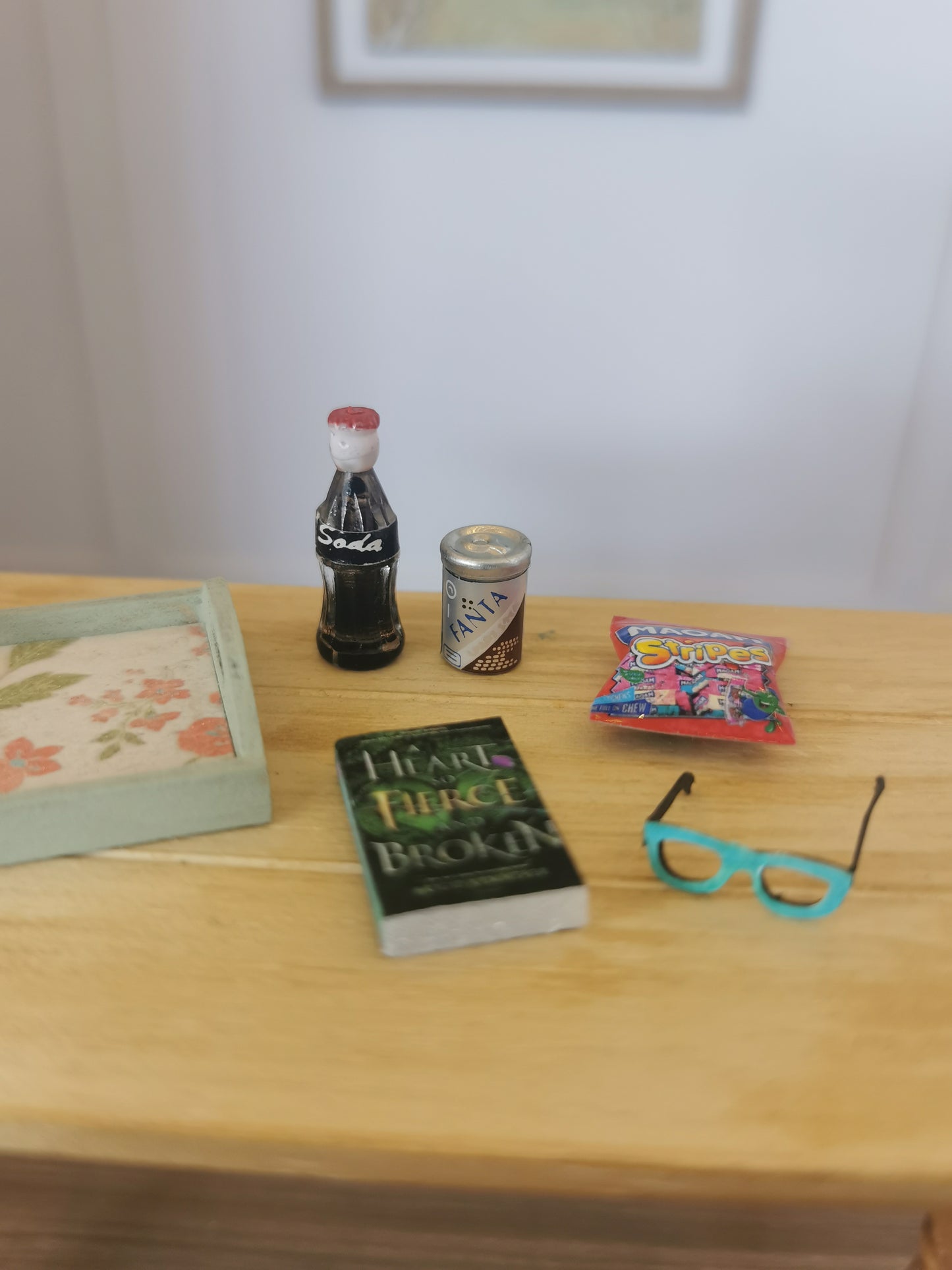 Reading Tray in Green | 1:12th Scale | Handmade