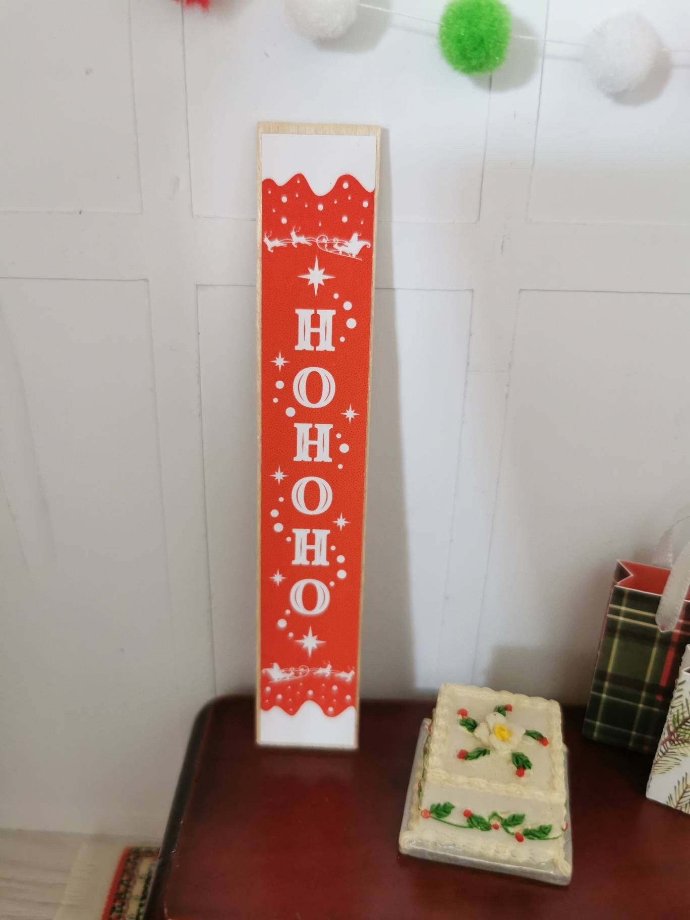 Ho Ho Ho Porch Sign | 1:12th Scale | Handmade - ZJ Miniatures 