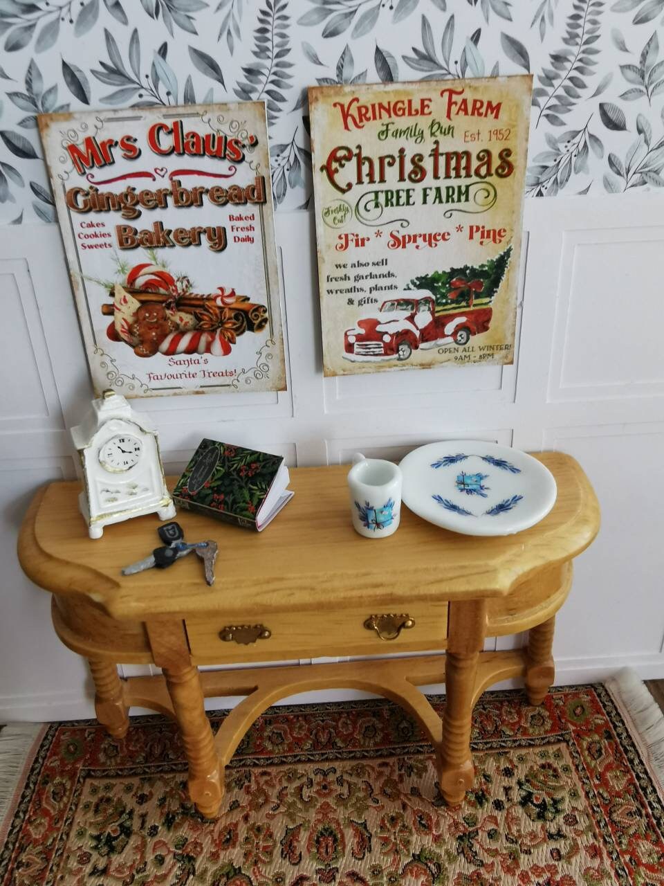 Present Christmas Plate & Mug Set | 1:12th Scale | Hand Finished