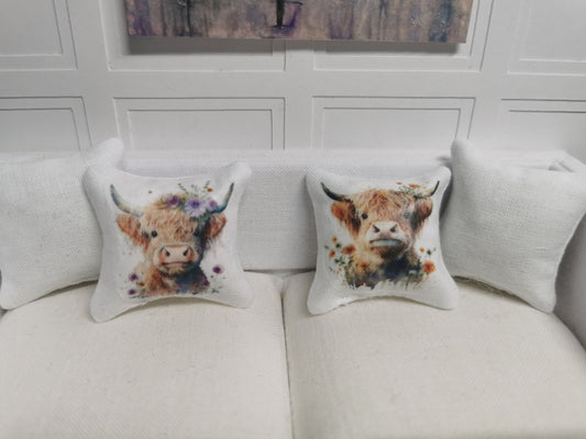 Highland Cow Cushions | Set of 2 | 1:12th Scale | Handmade - ZJ Miniatures 