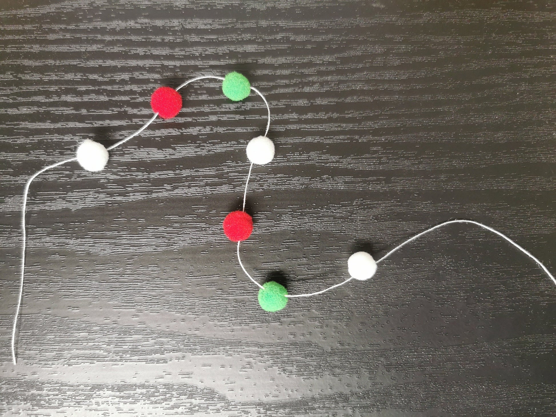 Christmas Pom Pom Garland | 1:12th Scale | Handmade - ZJ Miniatures 