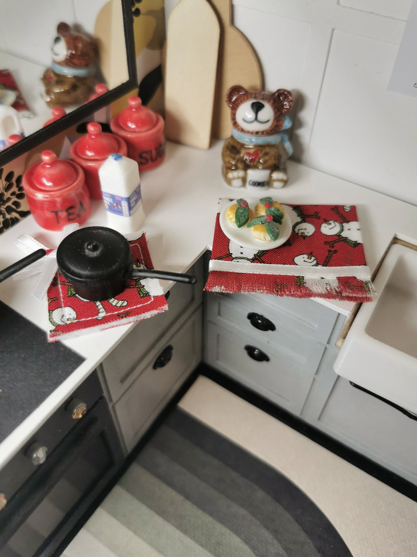 Red/White Snowman Apron, Tea Towel & Pot Pad in Christmas Fabric | Set of 3 | 1:12th Scale  | Suitable for 6"/15cm Figures | Handmade