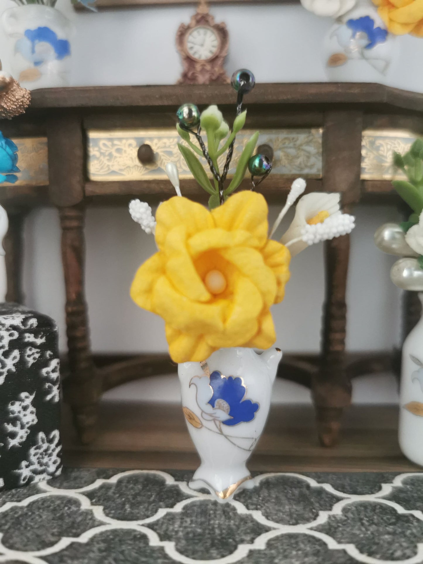 White/Blue/Gold Flower Vase | 1:12th Scale | Handmade - ZJ Miniatures 