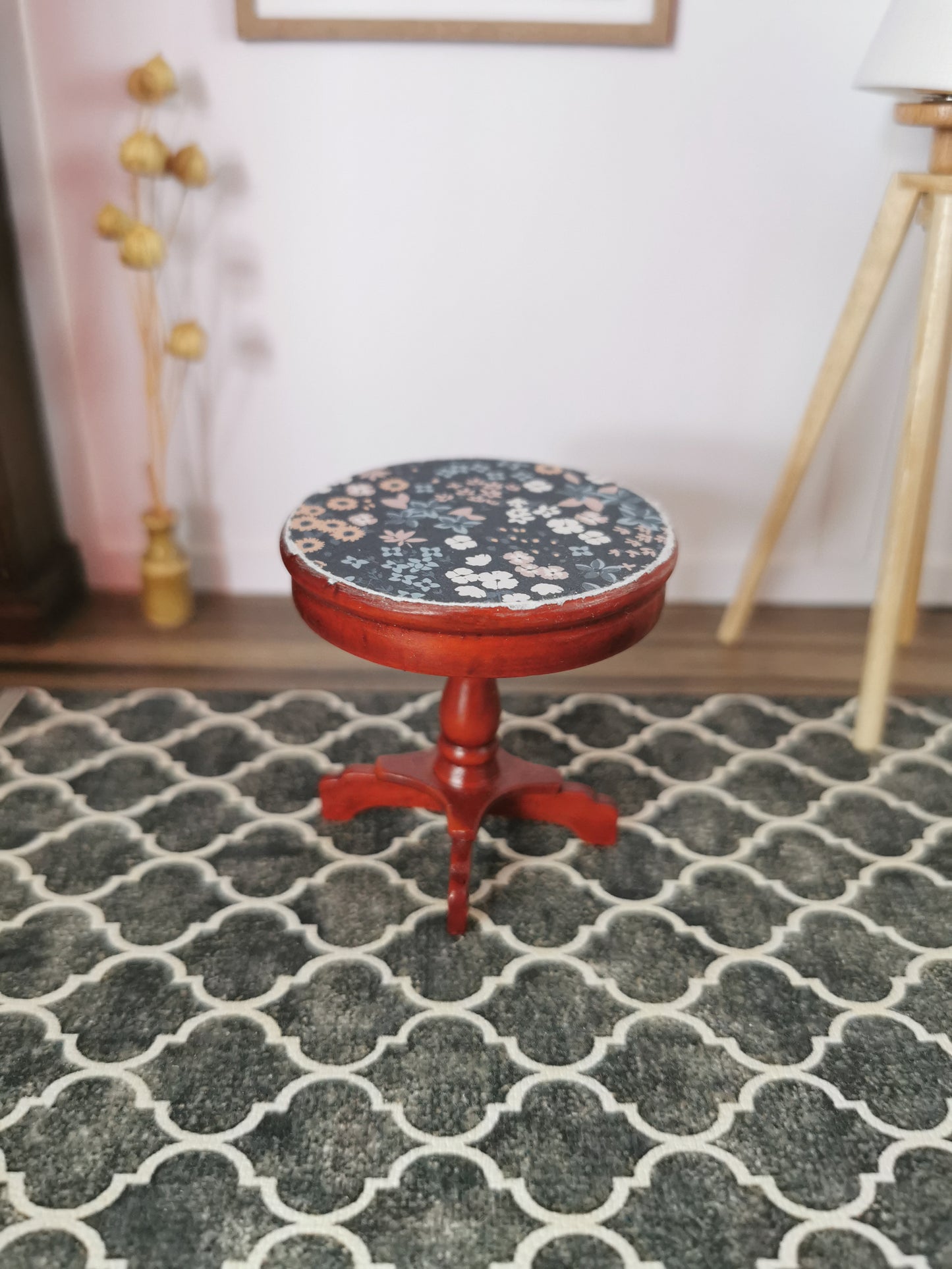 Mahogany Floral Round Table | 1:12th Scale | Hand Finished