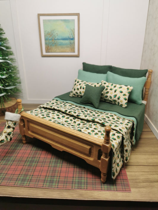 Cream & Green Ivy Christmas Double Bed Linen Set | 1:12th Scale | Handmade