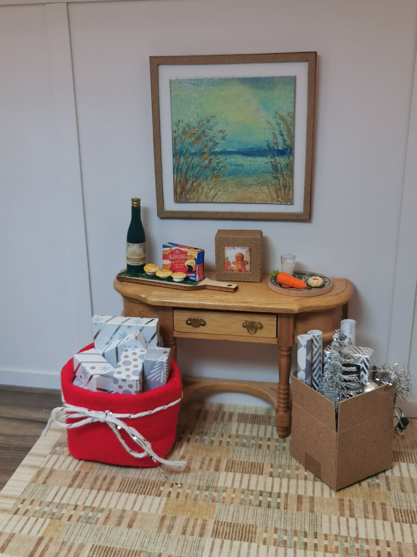 Christmas Accessories in Silver | 1:12th Scale | Handmade