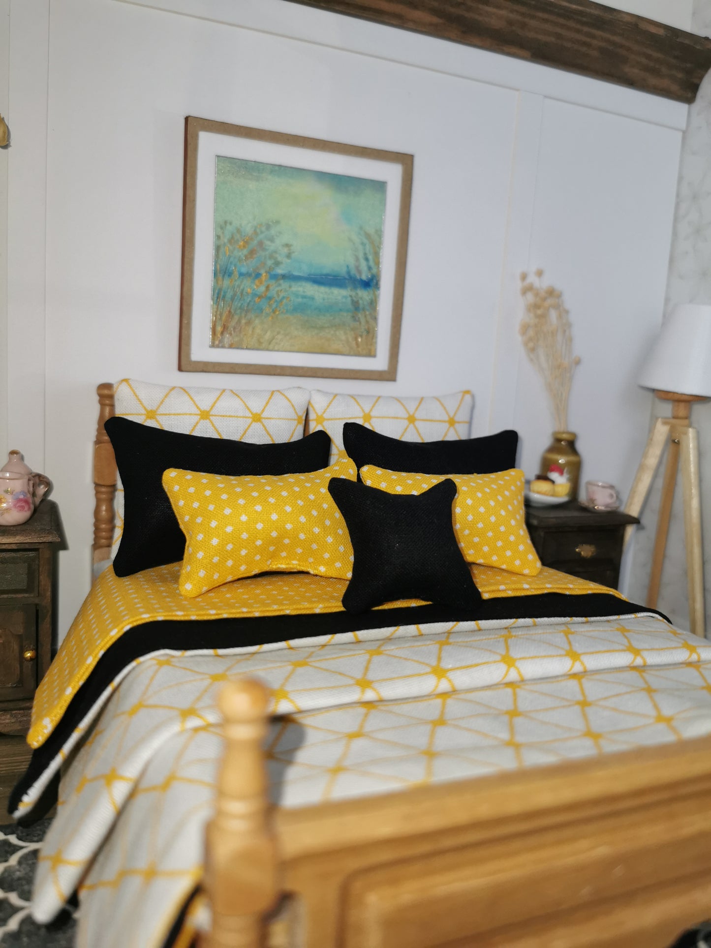 Black/Yellow/White Geo Print Bed Linen | 1:12th Scale | Set of 9 | Handmade