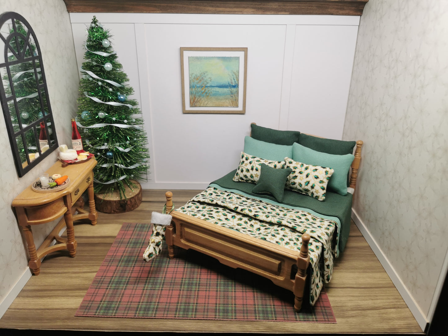 Cream & Green Ivy Christmas Double Bed Linen Set | 1:12th Scale | Handmade