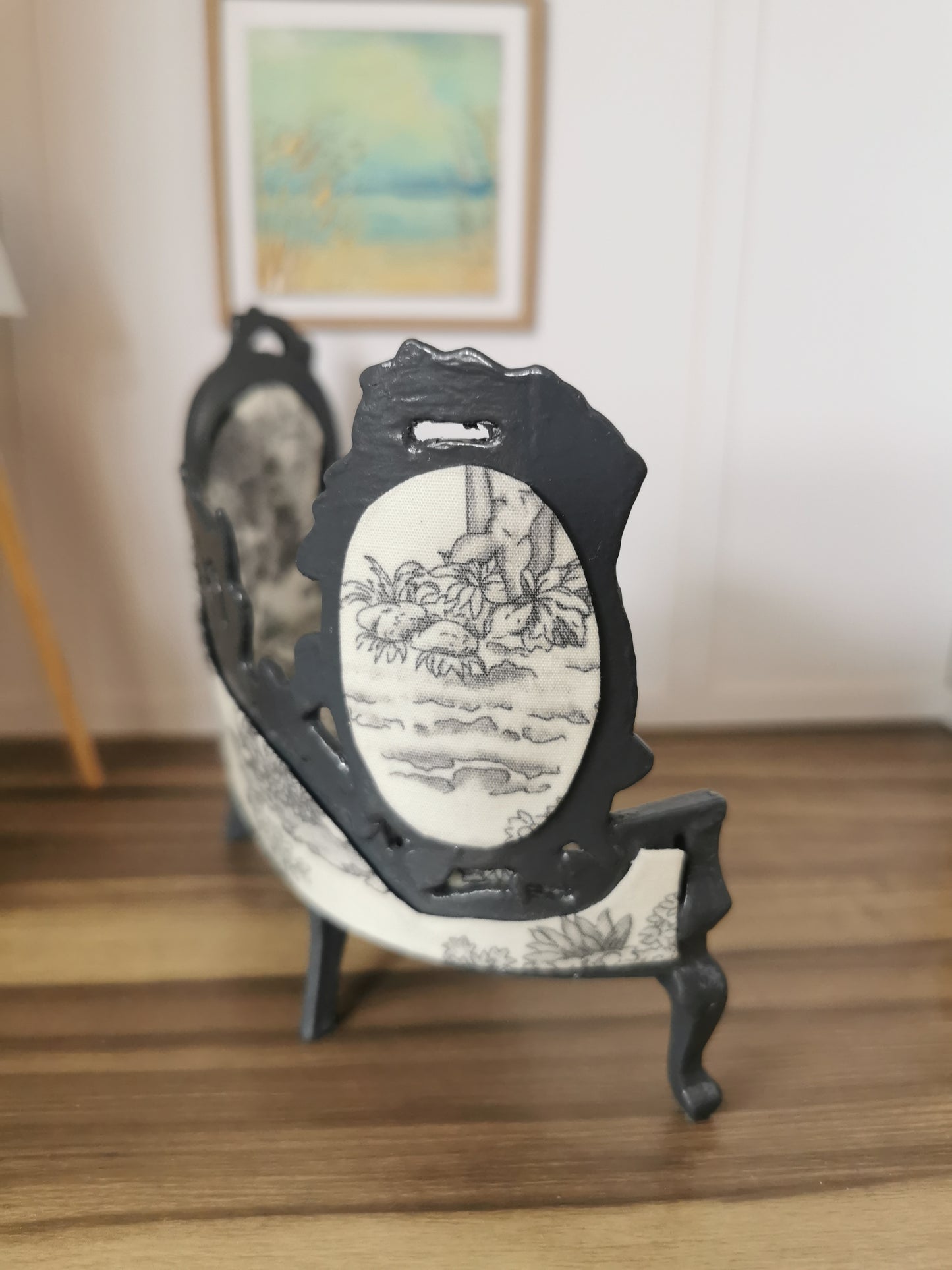 Toile de Jouy Ornate Sofa | 1:12th Scale