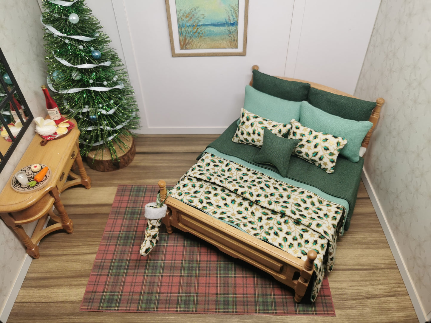 Cream & Green Ivy Christmas Double Bed Linen Set | 1:12th Scale | Handmade